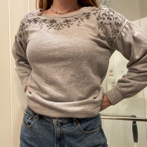 American eagle grey embroidered sweater